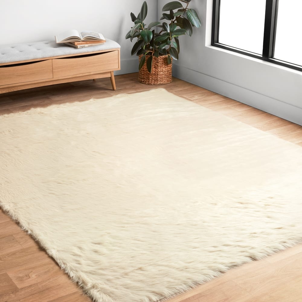 Strick & Bolton Newport Faux Sheepskin Shag Area Rug