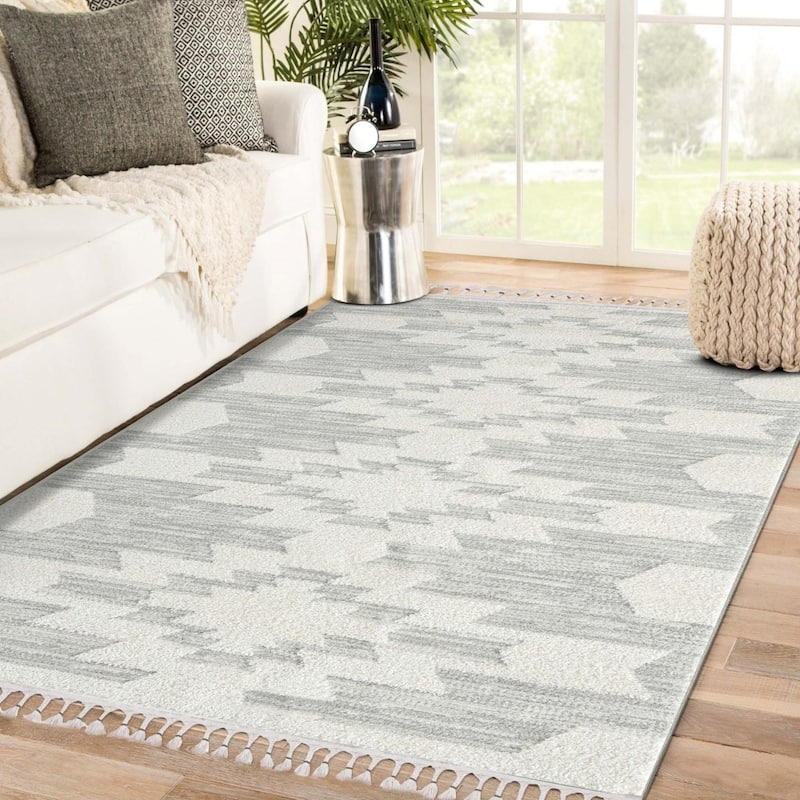 Luxe Weavers Geometric South Western Area Rug, Carpet with Fringe - 6' x 9' - Gray