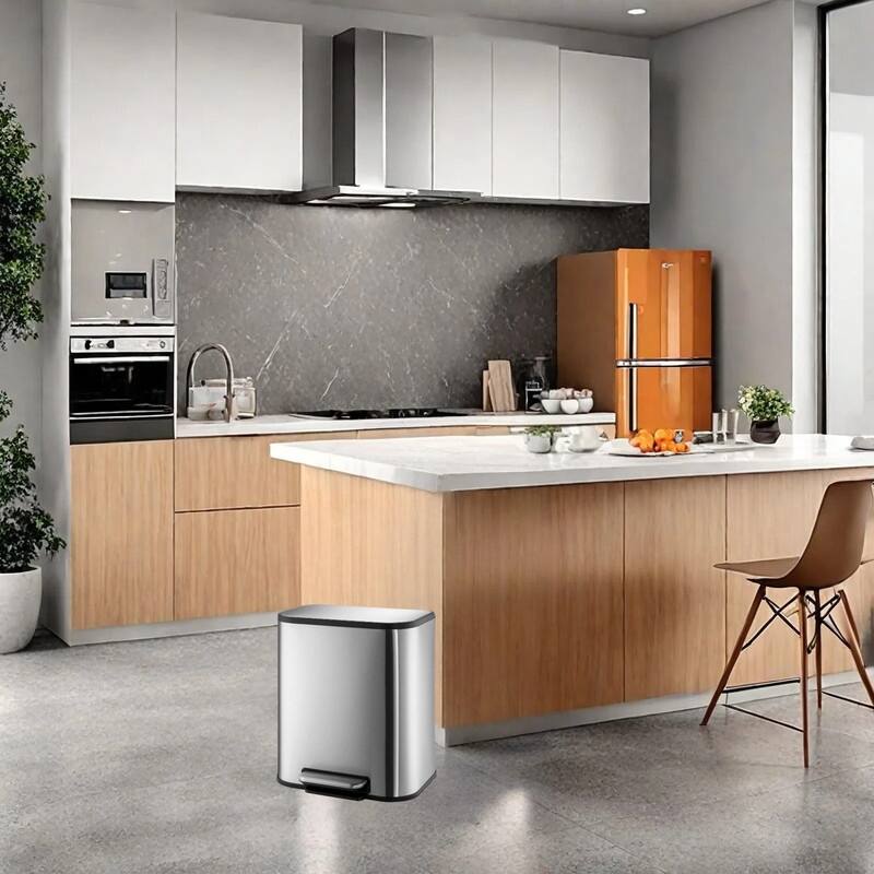 5.3 Gallon Kitchen Trash Can with Lid, Stainless Steel Step On Garbage Can - Silver