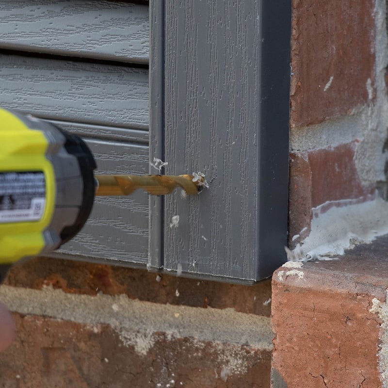 Builders Edge, Standard Three Board Spaced, Board-n-Batten Shutters, Includes Matching Installation Spikes (Per Pair)