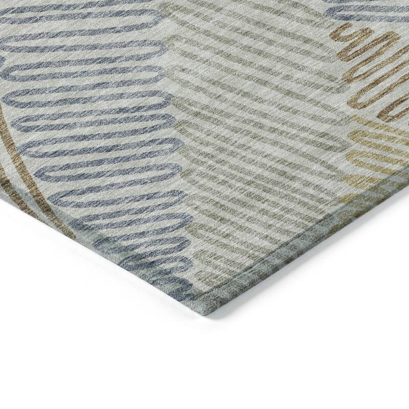 Machine Washable Indoor/ Outdoor Chantille Contemporary Squiggles Rug