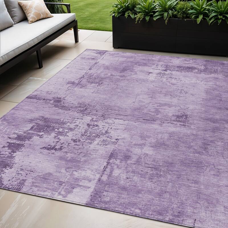 HomeRoots Abstract Transitional Rectangle Outdoor Rug - 5' X 8'