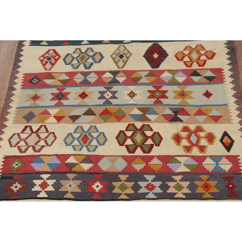 Kilim Qashqai Persian Vintage Rug Handmade Beige Wool Carpet - 4'7"x 7'4"