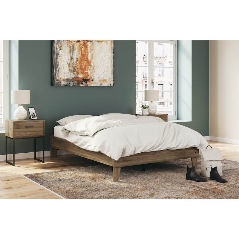 Signature Design by Ashley Deanlow Honey Platform Bed - Full