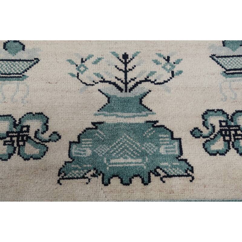 Hand Knotted Oriental 100% Wool Carpet Traditional Geometric Beige & Ivories Art Deco Area Rug - 7' 10'' X 7' 11''