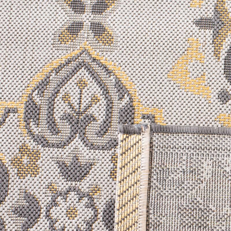 SAFAVIEH Courtyard Ragnhild Indoor/ Outdoor Waterproof Patio Backyard Rug