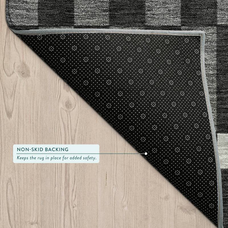 Machine Washable Indoor/ Outdoor Modern Augusta Chantille Rug