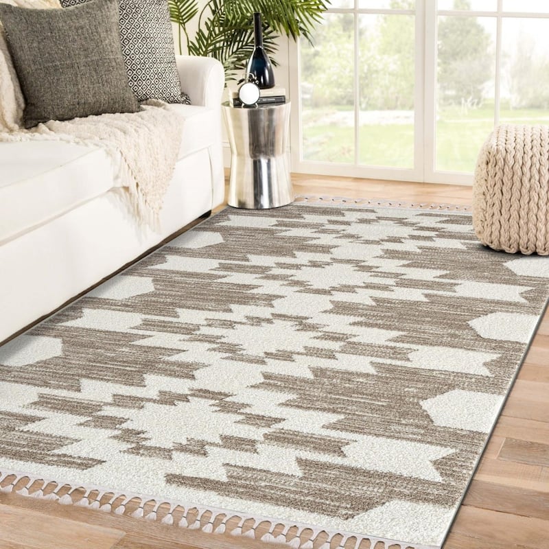 Luxe Weavers Geometric South Western Area Rug, Carpet with Fringe