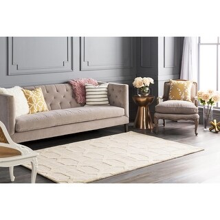 Hand-Tufted Korolevu Wool Rug - 2' x 3'