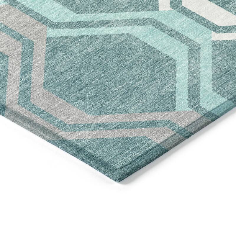 Machine Washable Indoor/ Outdoor Contemporary Dimensions Chantille Rug