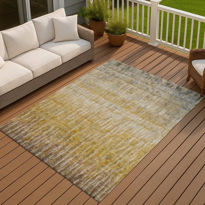 Machine Washable Indoor/ Outdoor Contemporary Ombre Chantille Rug - Gold - 3' x 5'