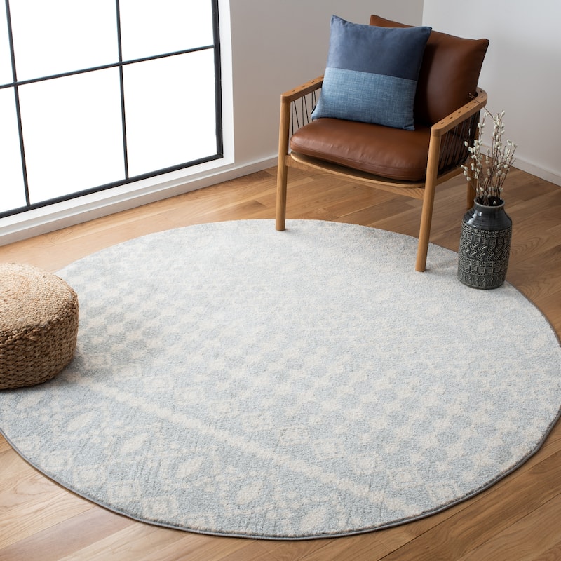 SAFAVIEH Tulum Cordie Boho Moroccan Distressed Rug - 6'7" Round - Light Grey/Ivory