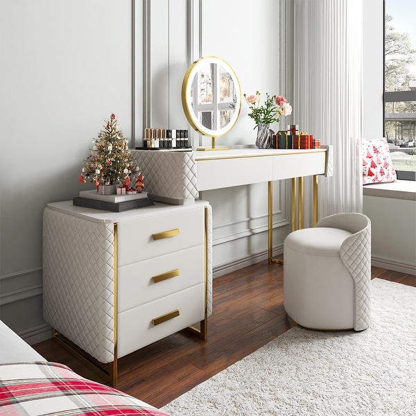 Makeup vanity outlet with side drawers