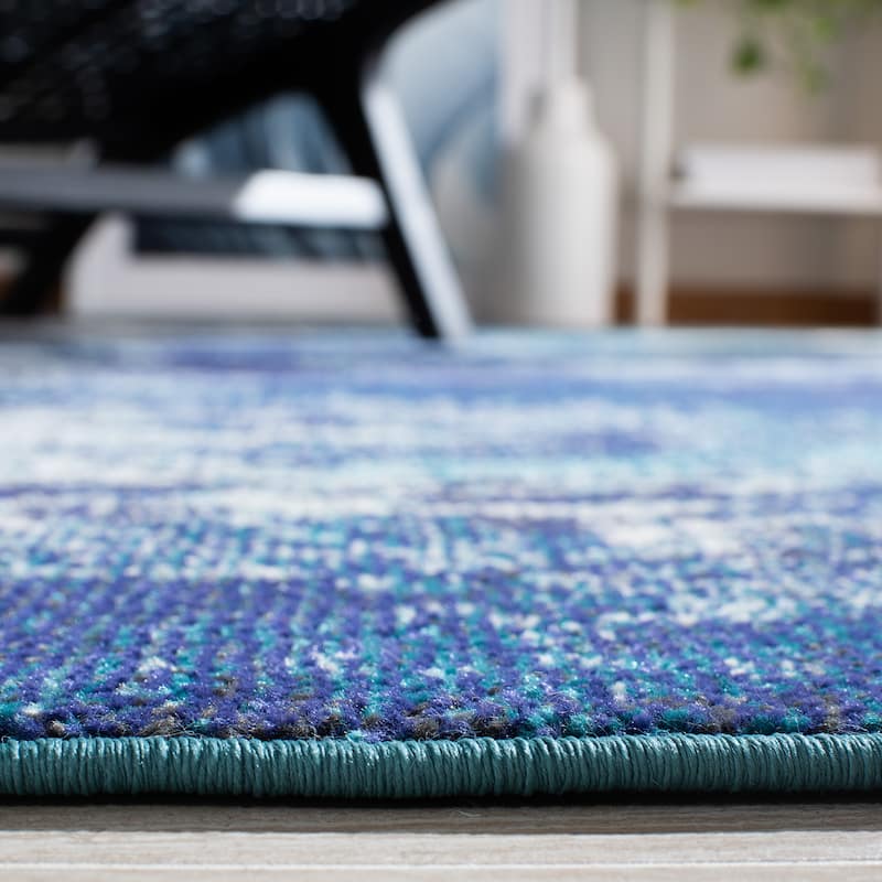 SAFAVIEH Madison Lawanda Modern Abstract Rug