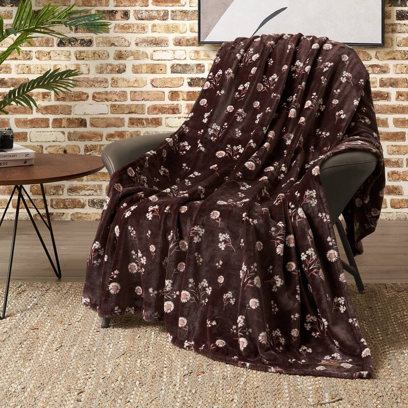 Lucky Brand Daisy Plush Throw Blanket