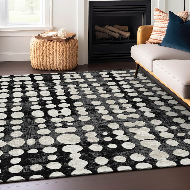 Machine Washable Indoor/ Outdoor Chantille Abstract Dots Rug