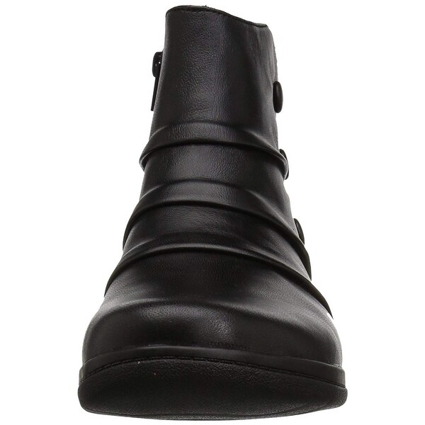 Clarks cheyn anne wedge bootie hotsell