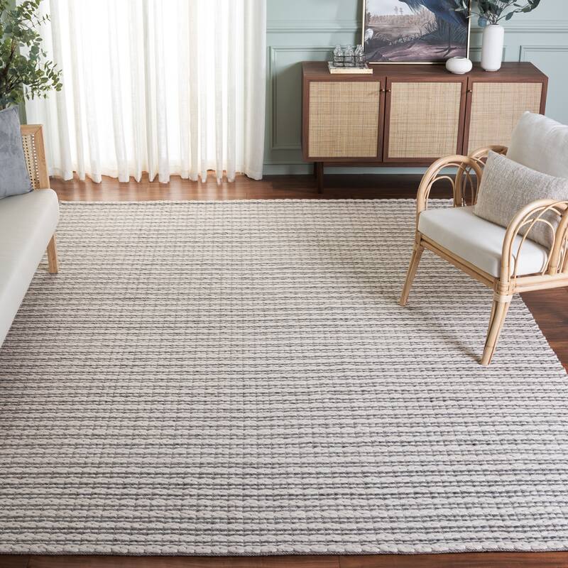 SAFAVIEH Hand-Woven Vermont Evette Transitional Wool Rug - 8' x 10' - Silver/Ivory