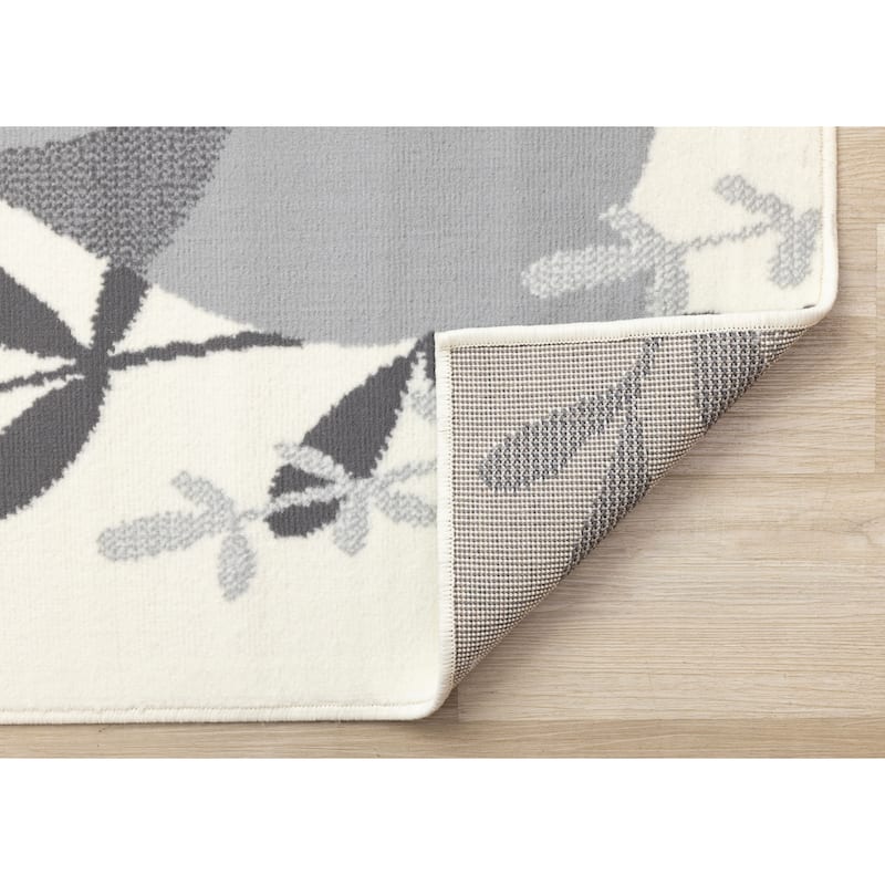 Cream Grey Bunny Kids Nursery Area Rug, 3'11" x 5'7"