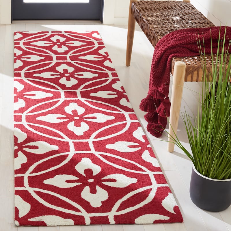 SAFAVIEH Handmade Four Seasons Dedde Floral Rug - 2'3" x 8' Runner - Red/Ivory