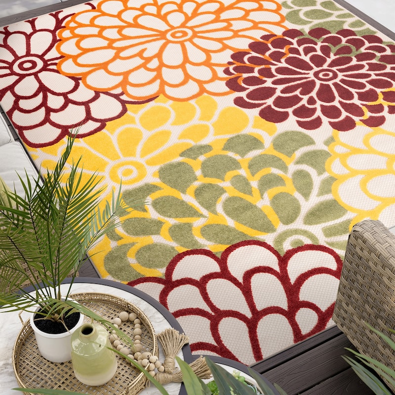 Origin Coastal Floral Indoor/Outdoor Area Rug