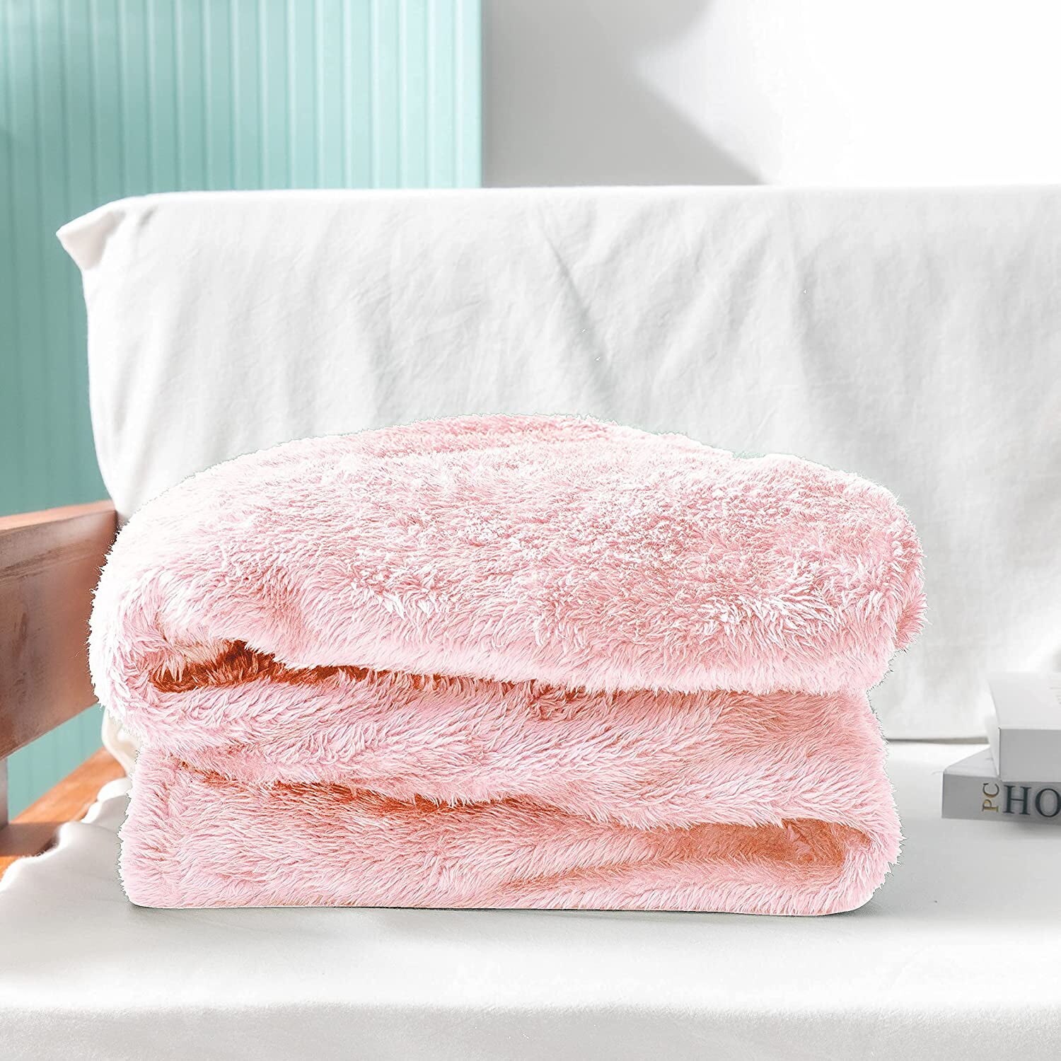 Massive online fluffy blanket