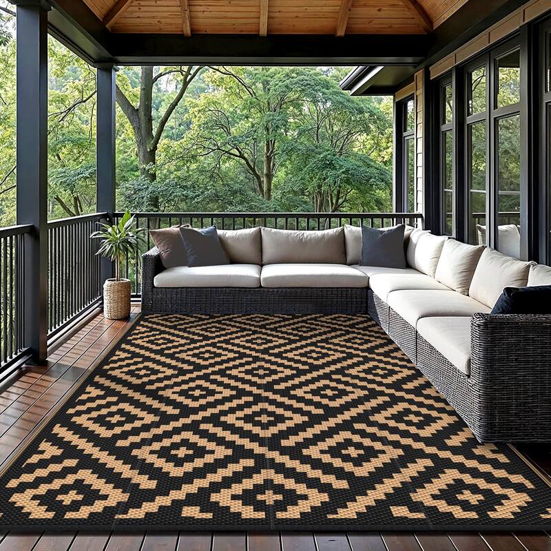 Reversible Charcoal Geometric Flat-Weave Recyclable Outdoor Rug
