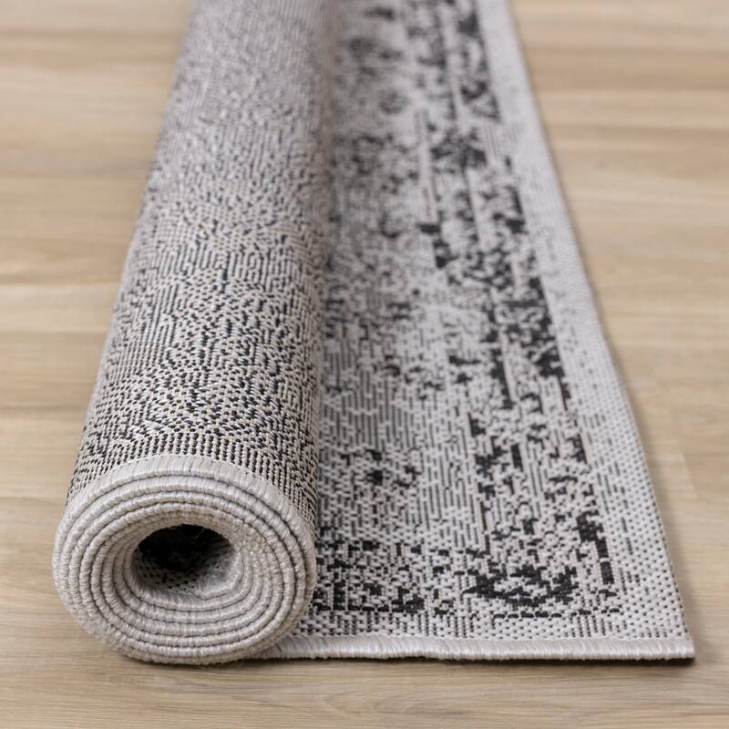 Jackson Collection - Grey/Black Distressed Traditional Indoor/Outdoor Area Rug