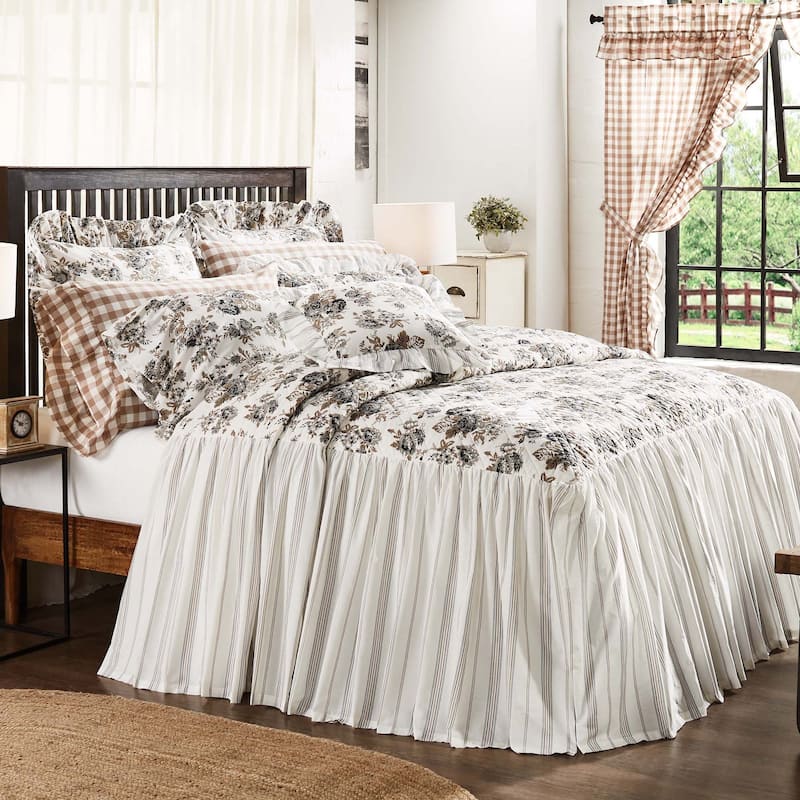 Annie Floral Coverlet- Blue or Portabella - Brown - Twin
