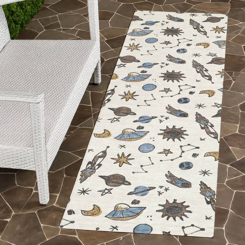 Machine Washable Indoor/ Outdoor Spaceship Chantille Rug - Ivory - 2'3" x 7'6"
