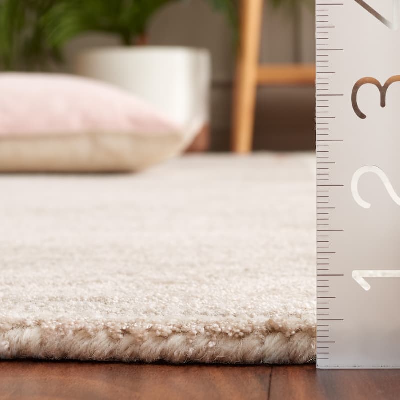 SAFAVIEH Handmade Mirage Rakel Contemporary Viscose Rug
