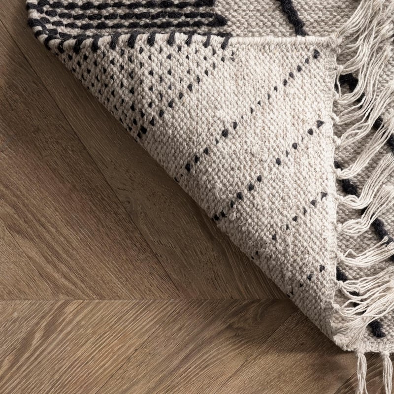 Nuloom Geometric Ailey Cotton Diamond Trellis Tassel Area Rug