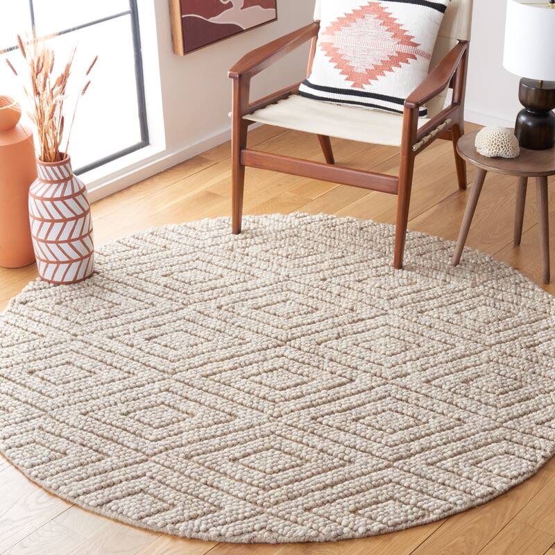 SAFAVIEH Natura Edita Handmade Wool Rug - 6'x6'Round - Beige
