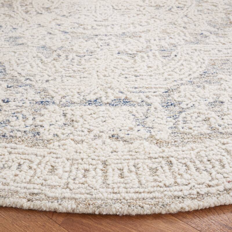 SAFAVIEH Handmade Abstract Torild Medallion Wool Rug