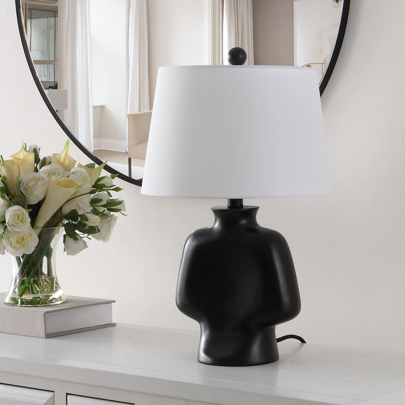 SAFAVIEH Lighting Guenaelle Modern 20-inch Table Lamp - 12 In. W x 12 In. D x 20 In. H - 12Wx12Dx20H