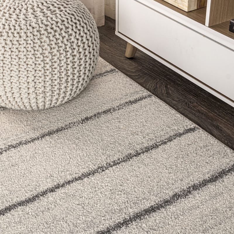 JONATHAN Y Alia Minimalist Stripe Area Rug