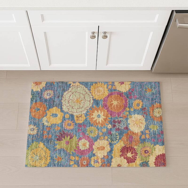 Machine Washable Indoor/ Outdoor Modern Floral Chantille Rug