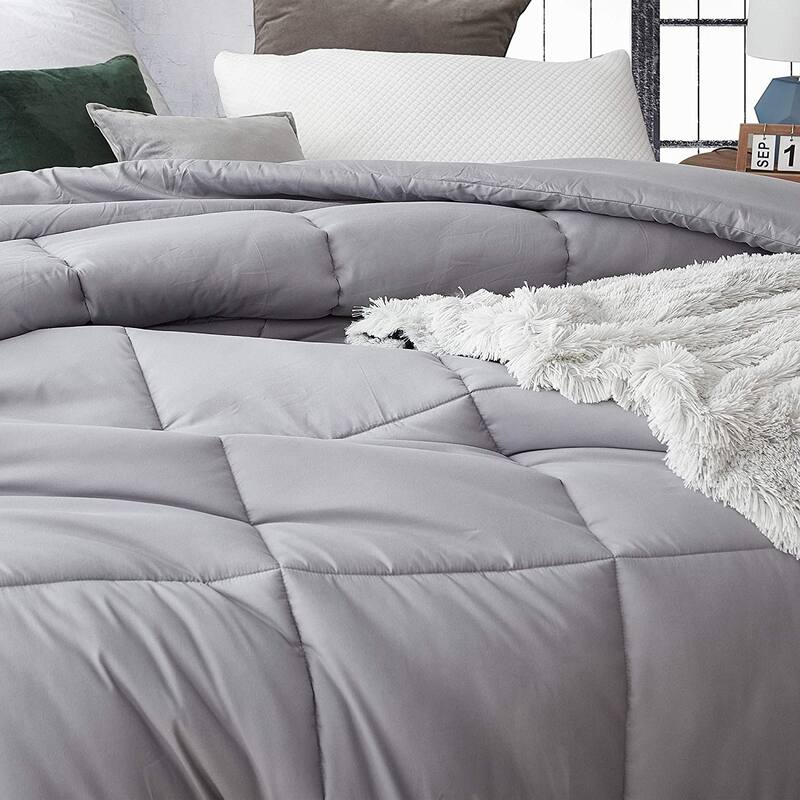 Nomadic™ Alaskan - Ultimate Oversized King Comforter (120" x 120")