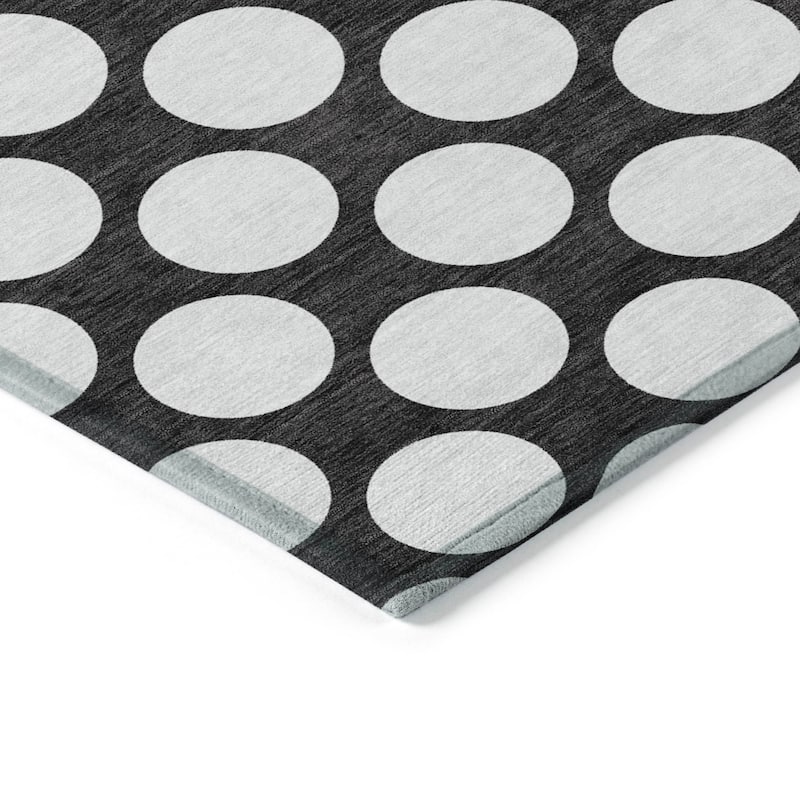 Machine Washable Indoor/ Outdoor Chantille Modern Dots Rug