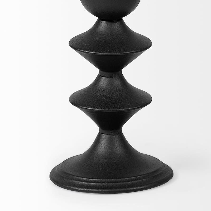 Candelero I Small Black Metal Grooved Table Candle Holder