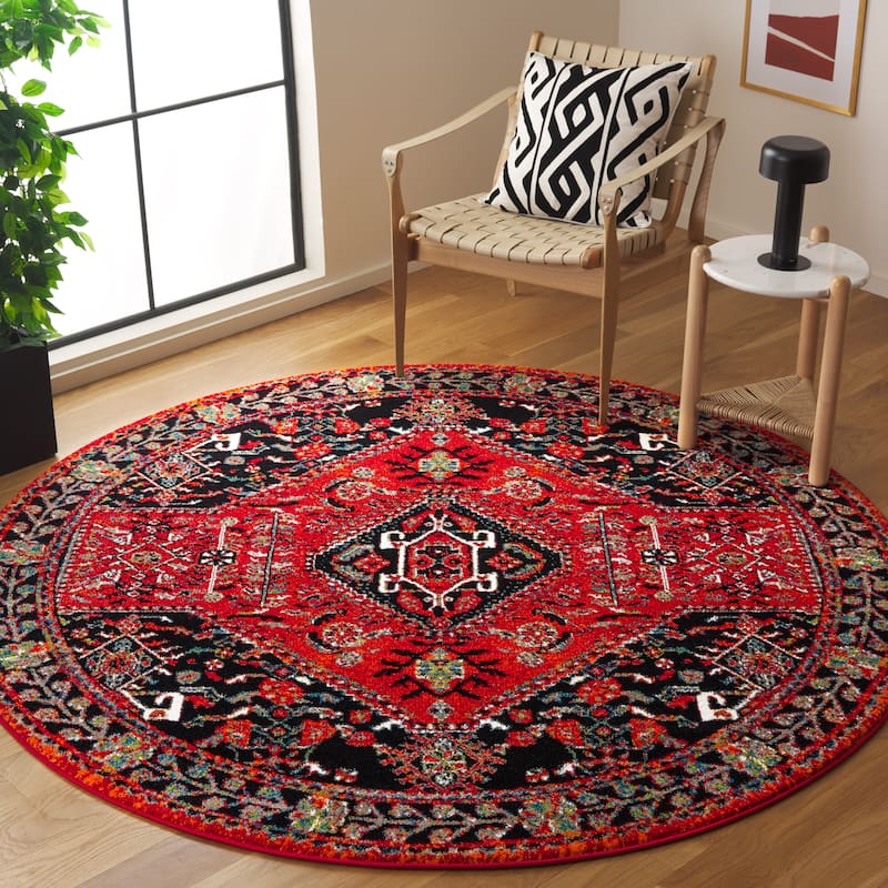 SAFAVIEH Vintage Hamadan Masuma Rug - 6'7" Round - Red/Black