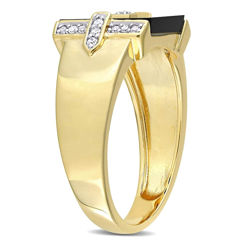 Miadora 8ct TGW Square Black Onyx and 1/10ct TDW Diamond Mens Ring in Yellow Silver