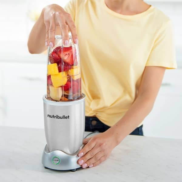https://ak1.ostkcdn.com/images/products/is/images/direct/bdd5ad129de975788cd9e739fa75b9d4e82948a0/Nutri-Bullet-N12-1001-NutriBullet-Classic-Nutrient-Extractor%2C-Grey.jpg?impolicy=medium