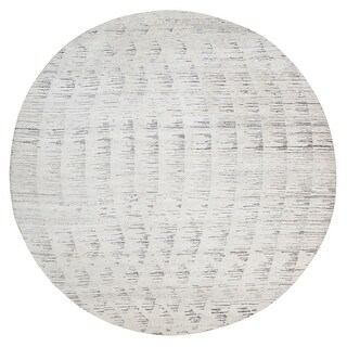 Shahbanu Rugs Ivory Tone on Tone Repetitive Curvilinear Design Hand ...