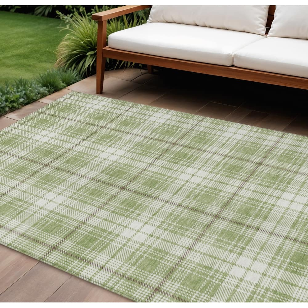 HomeRoots Plaid Transitional Rectangle Outdoor Rug