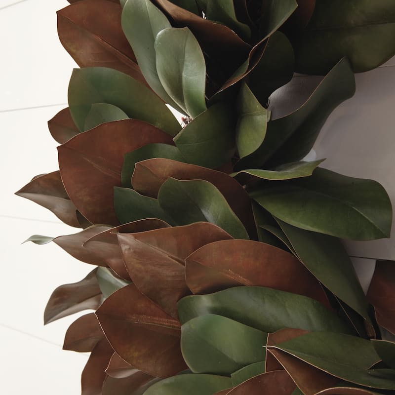 Grand Magnolia Leaf Wreath 30"
