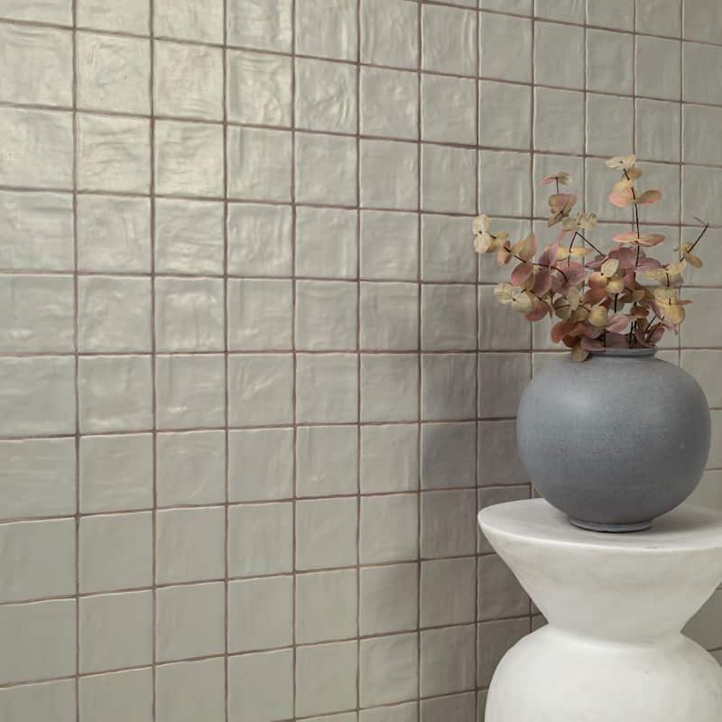 Ackland AKNPTRAV4X4S-CA Rava - 4" x 4" Solid Wall Tile - Satin Visual