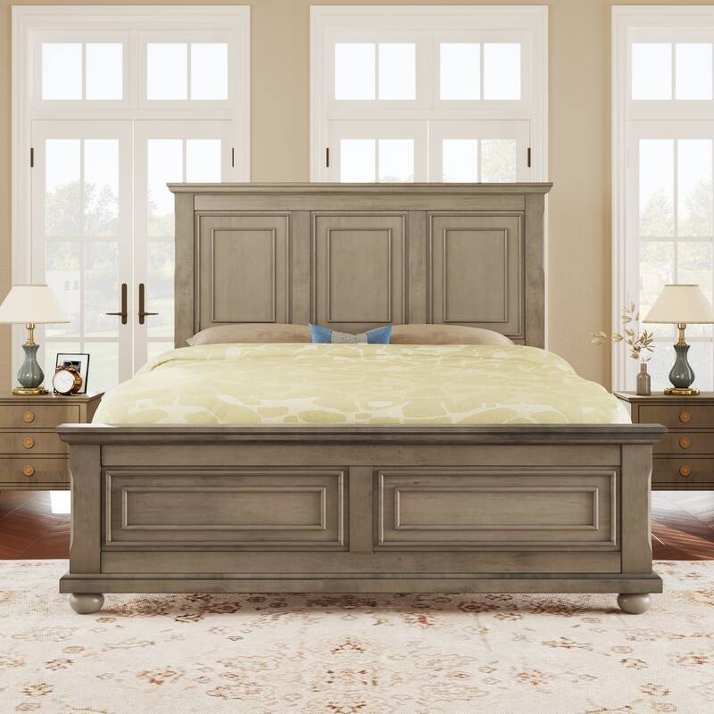 Traditional Town and Country Style Pinewood Vintage Bed