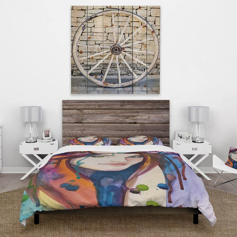 Designart 'Colorful Portrait Of Young Woman' Traditional Duvet Cover Set