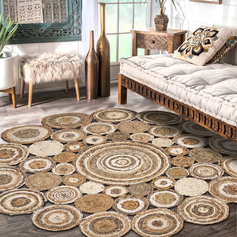 Bera Farmhouse Braided Round Jute Indoor Area Rug by Sevita